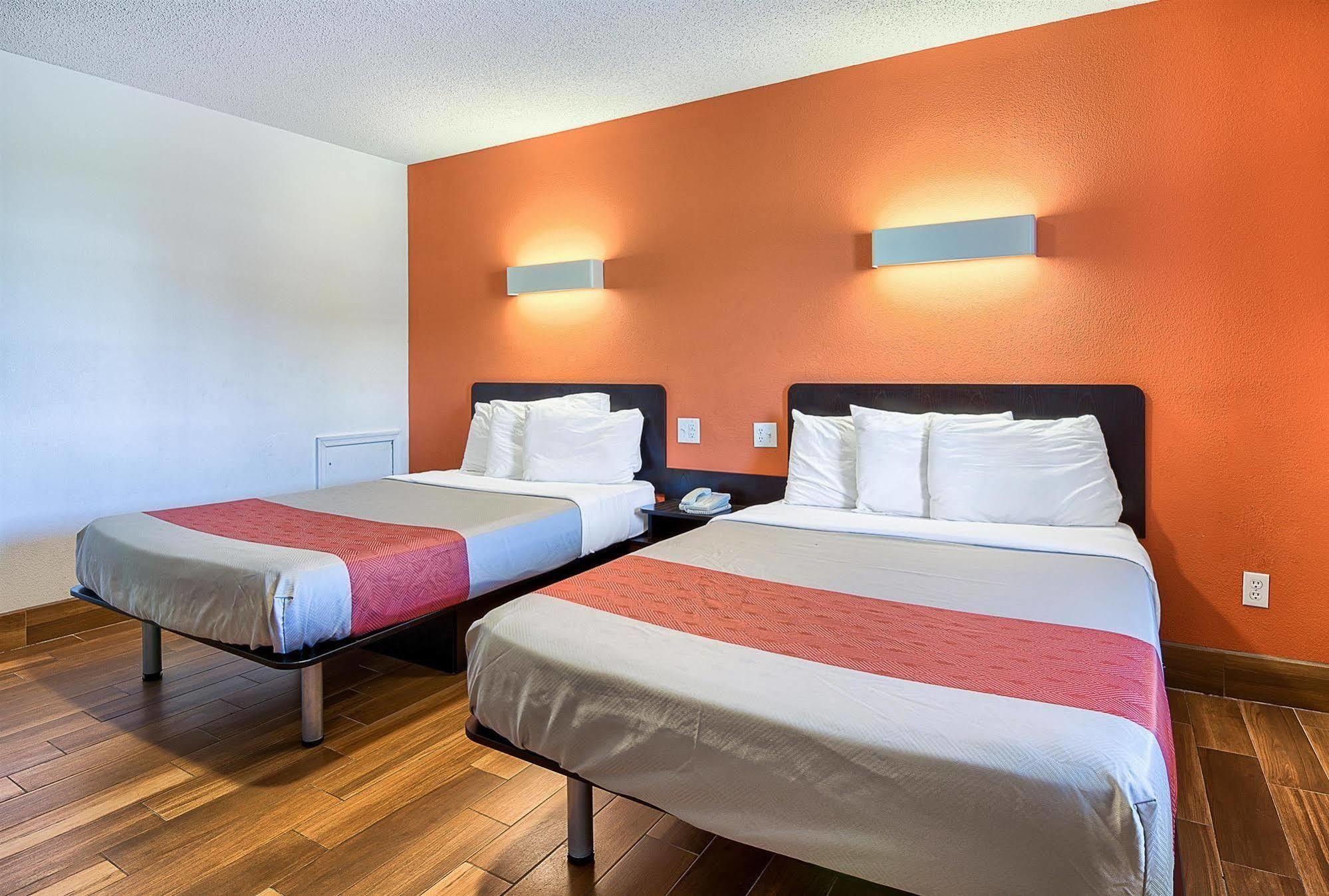 Motel 6-Harrisonburg, Va - South Экстерьер фото